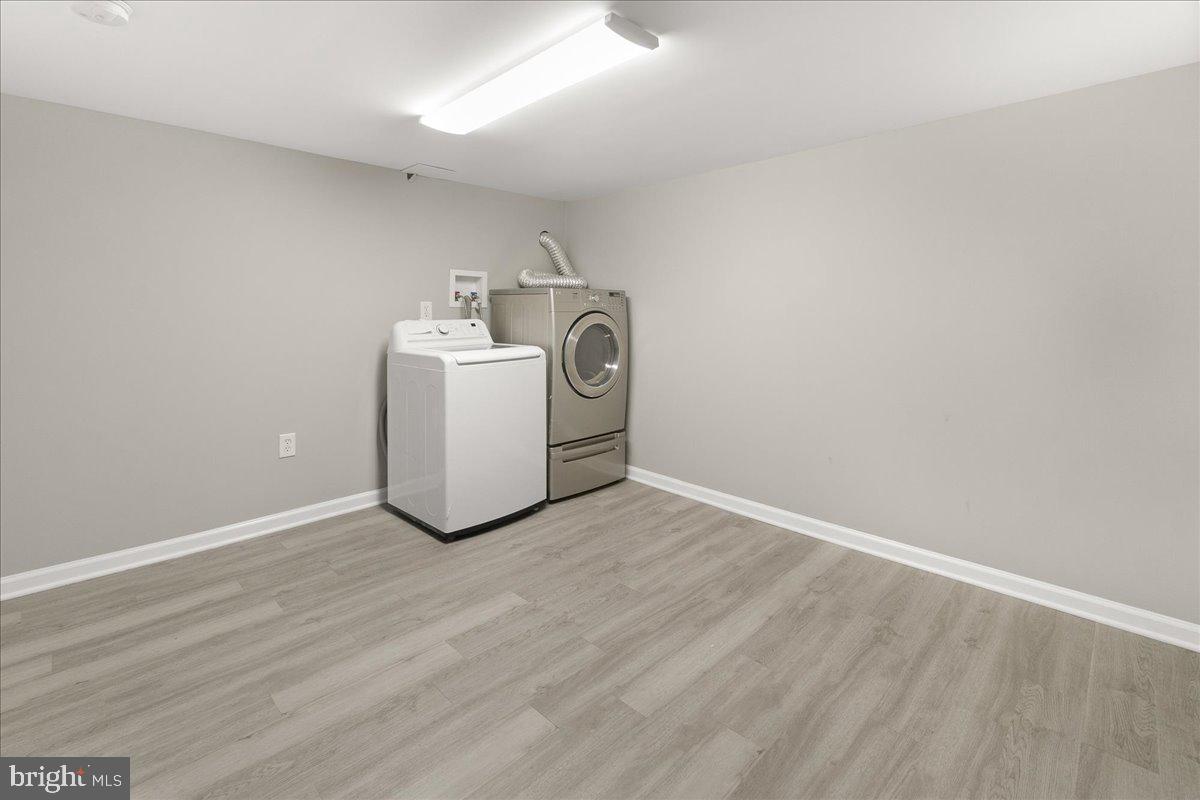 26618 Ridge Road Damascus, MD 20872 - Photo 38 of 65 Basement Laundry Room