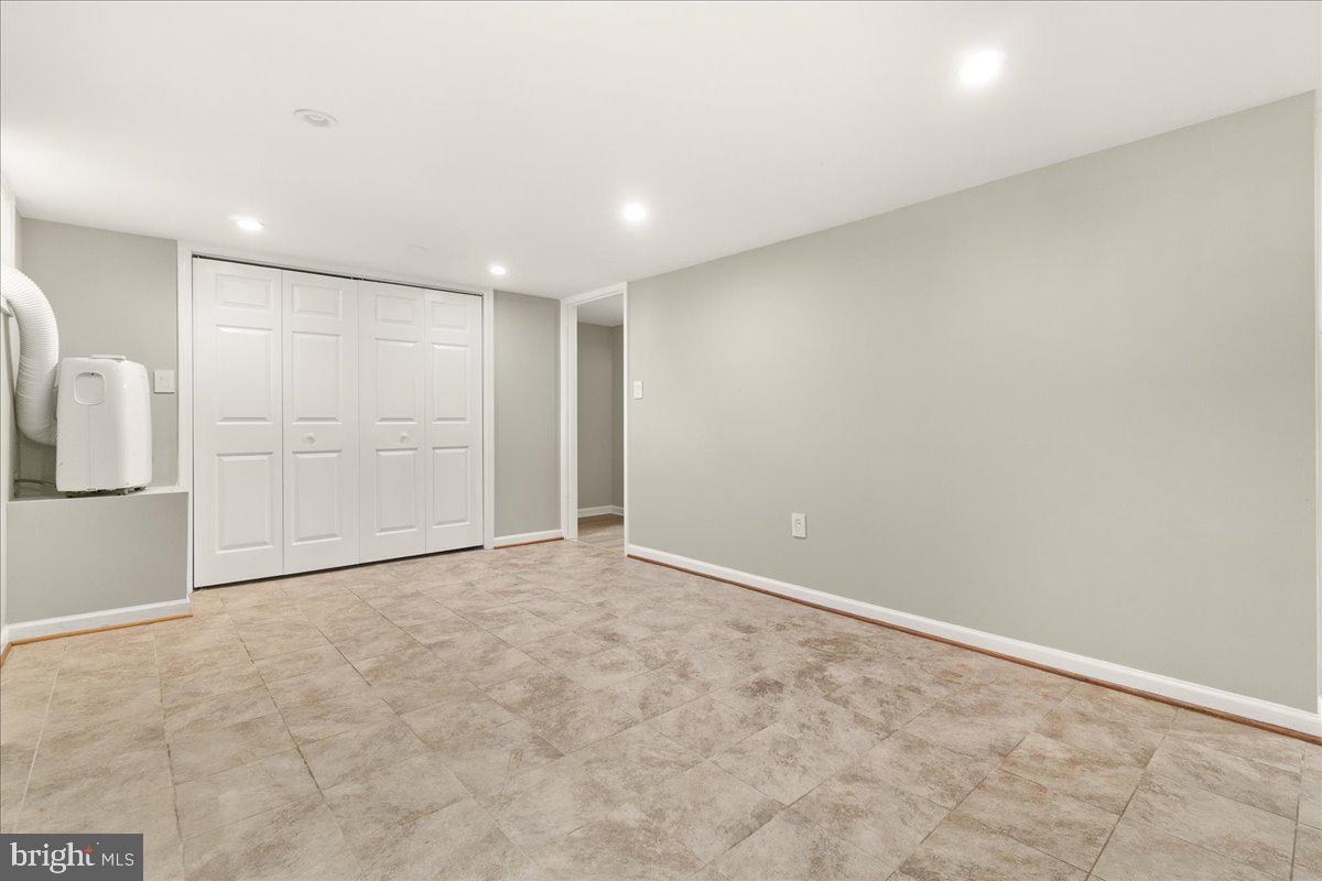 26618 Ridge Road Damascus, MD 20872 - Photo 41 of 65 Basement Rec Room or Living Room