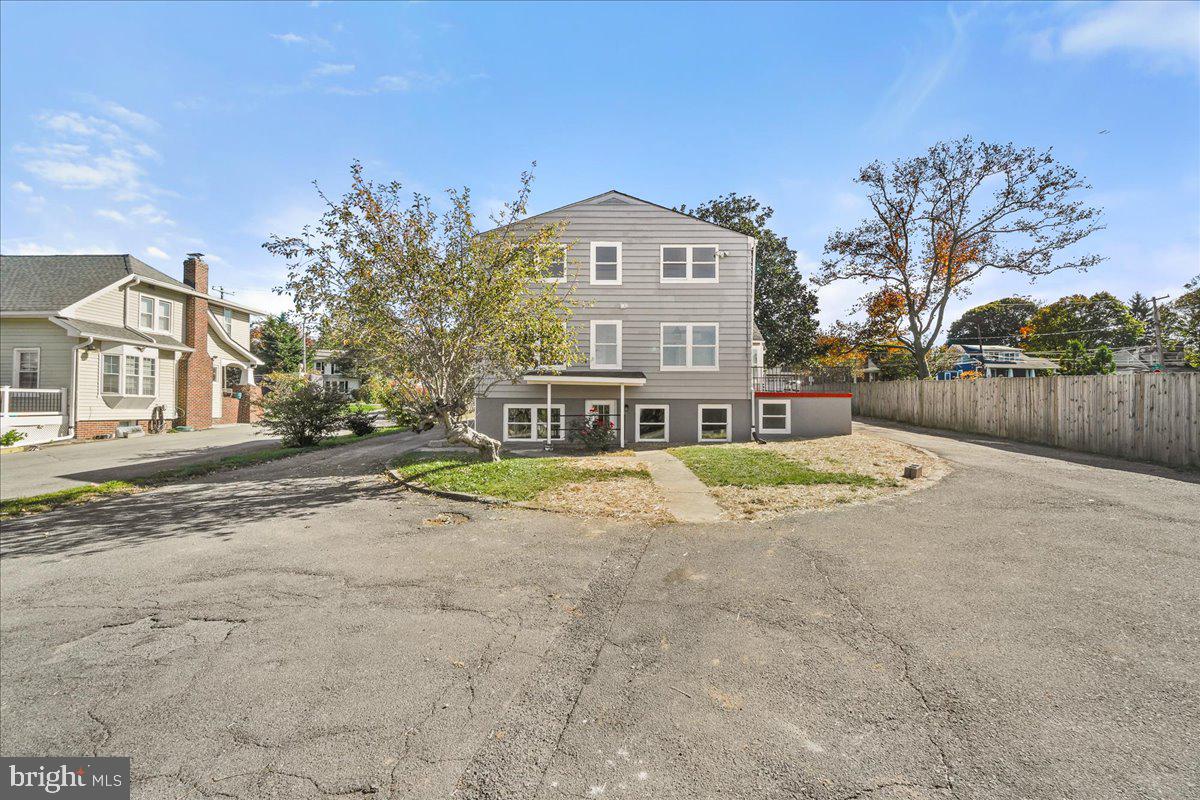 26618 Ridge Road Damascus, MD 20872 - Photo 58 of 65 Rear of home