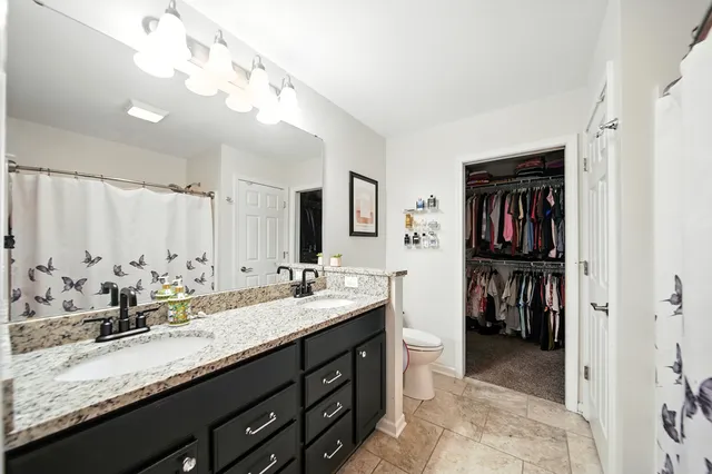 $220,000 | 1613 Riverside Circle, Dixon, IL 61021