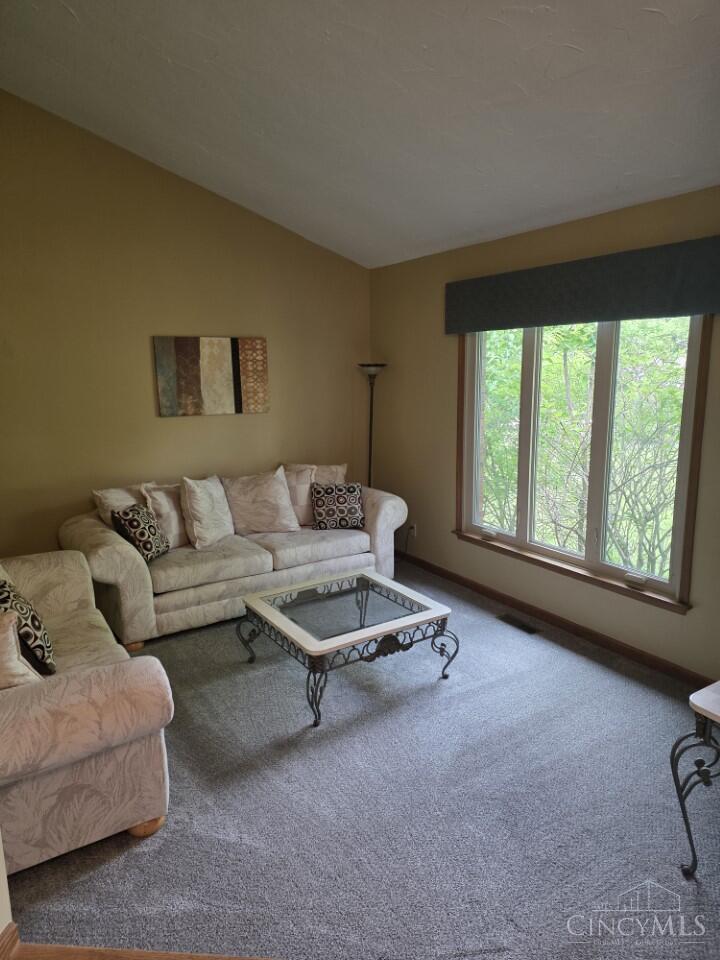 3774 Powner Road Cincinnati, OH 45248 - Photo 3 of 27