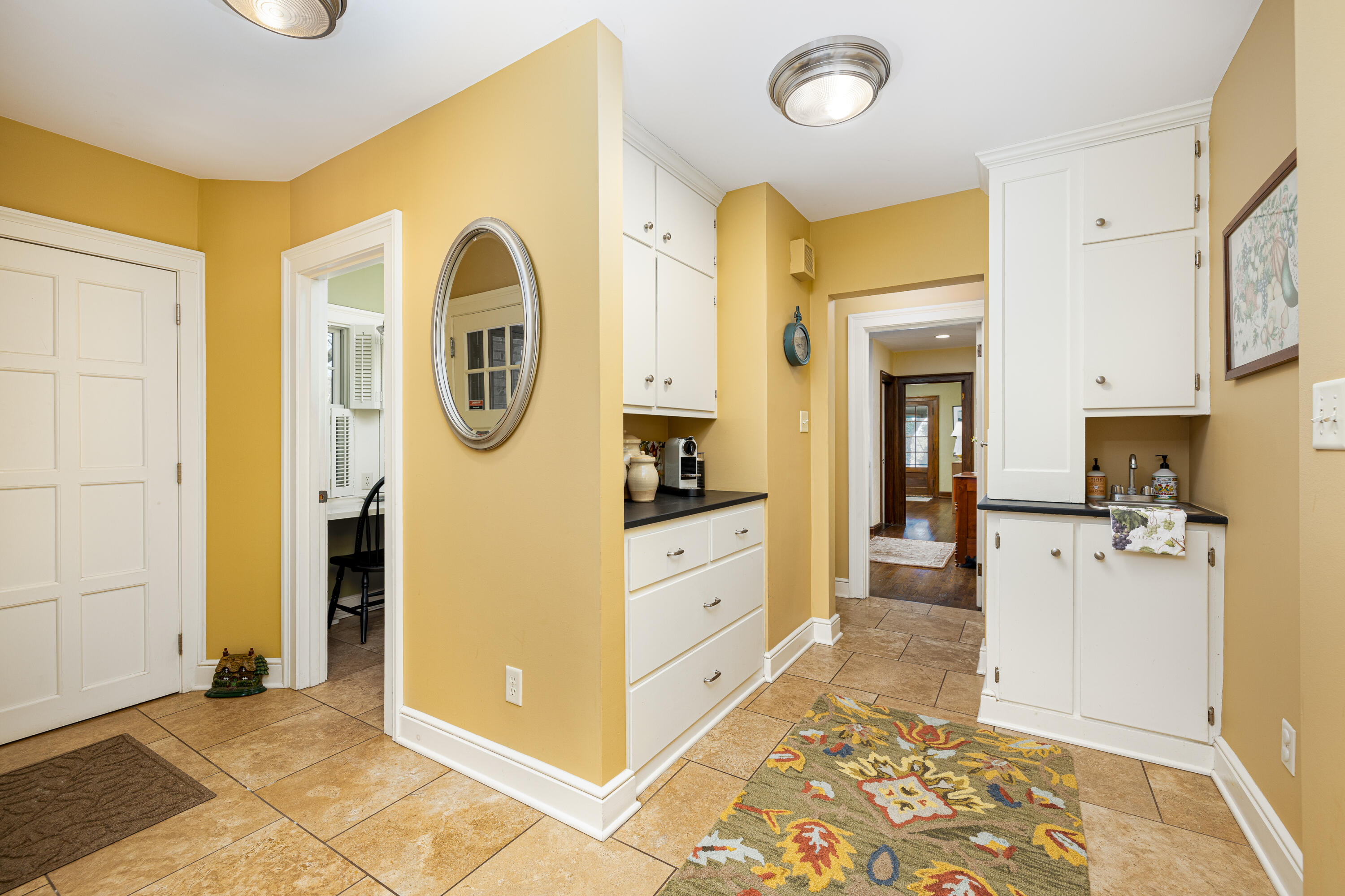2204 Lafayette Road Ann Arbor, MI 48104 - Photo 26 of 76 2204 Lafayette Rd Spring (55 of 86)
