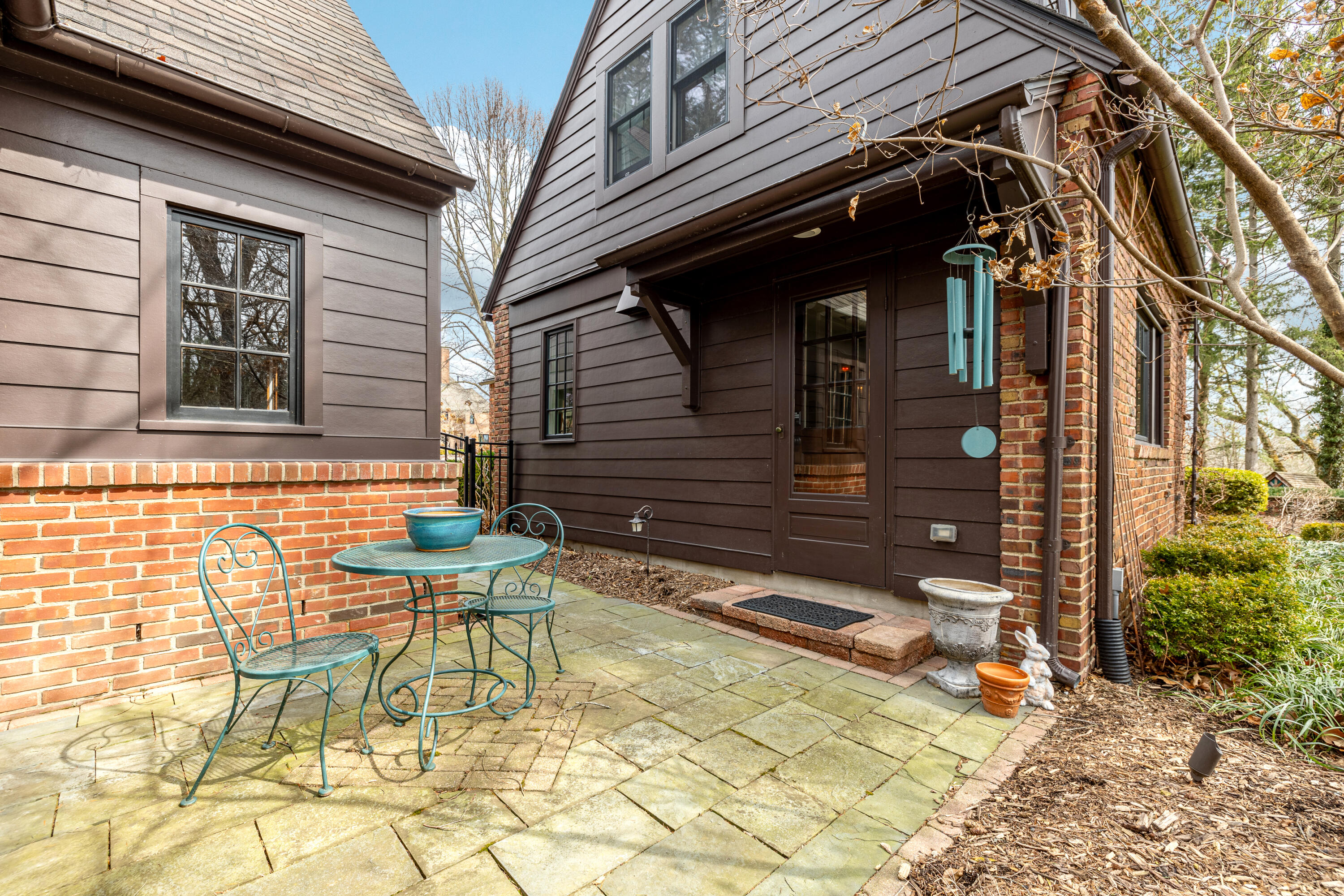2204 Lafayette Road Ann Arbor, MI 48104 - Photo 58 of 76 2204 Lafayette Rd Spring (16 of 86)