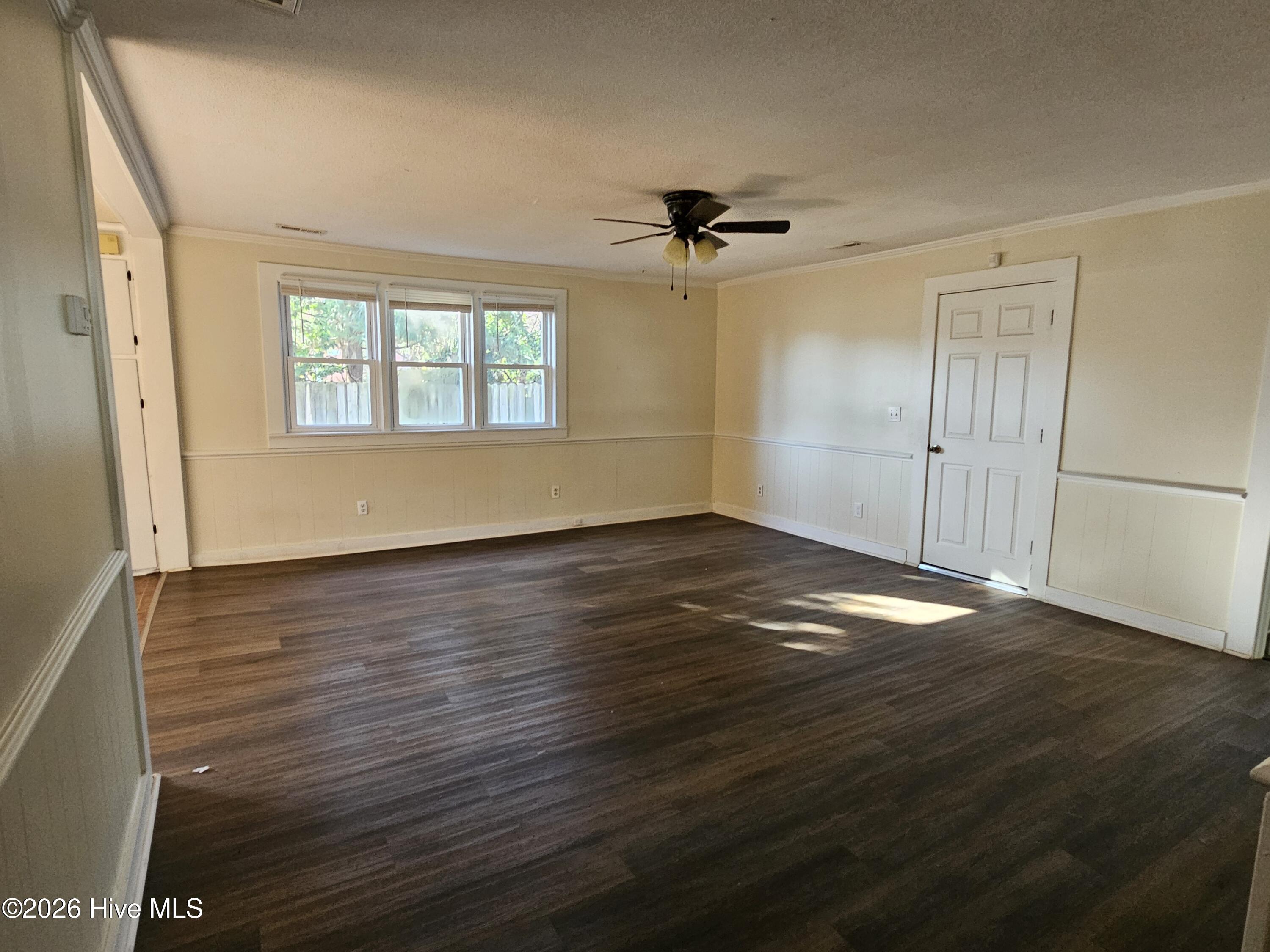 511 Balsey Street Clinton, NC 28328 - Photo 14 of 25 20260128_145744