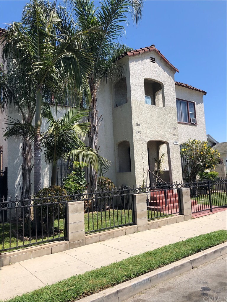 2364 Lime Avenue Long Beach, CA 90806 - Photo 1 of 56