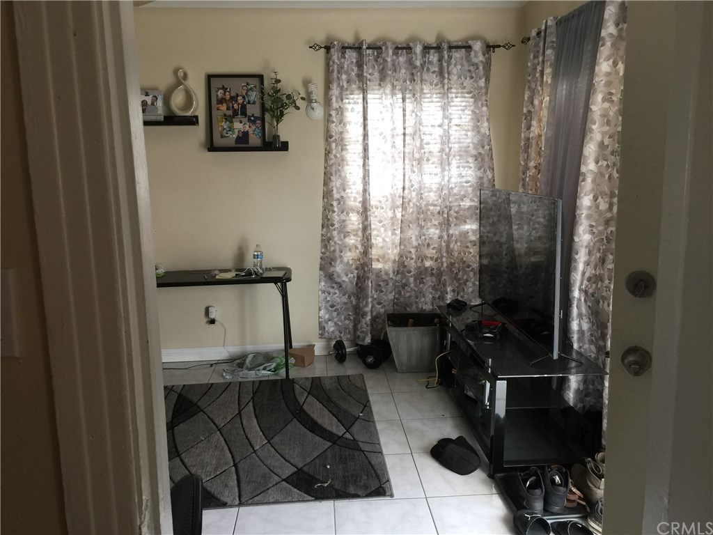 2364 Lime Avenue Long Beach, CA 90806 - Photo 19 of 56