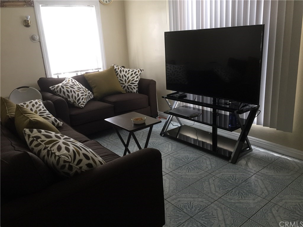 2364 Lime Avenue Long Beach, CA 90806 - Photo 20 of 56