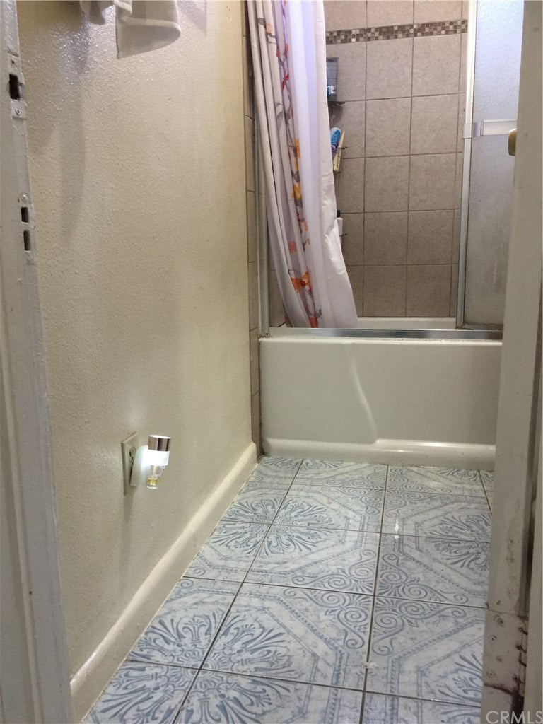 2364 Lime Avenue Long Beach, CA 90806 - Photo 39 of 56