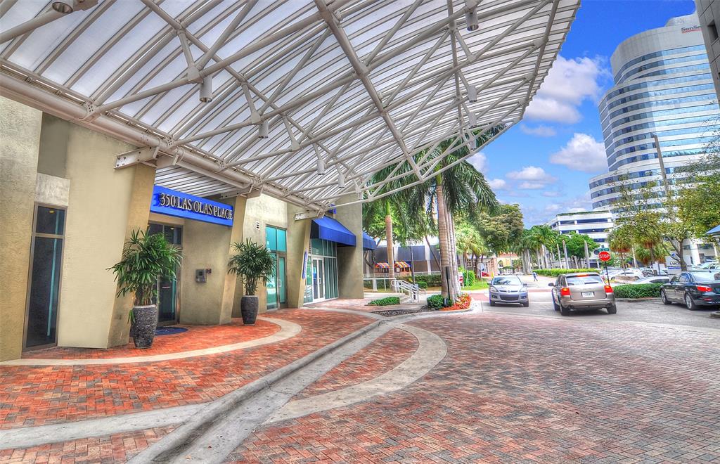 350 Southeast 2nd Street, Unit 1680 Fort Lauderdale, FL 33301 - Photo 35 of 35 a view of street with cars