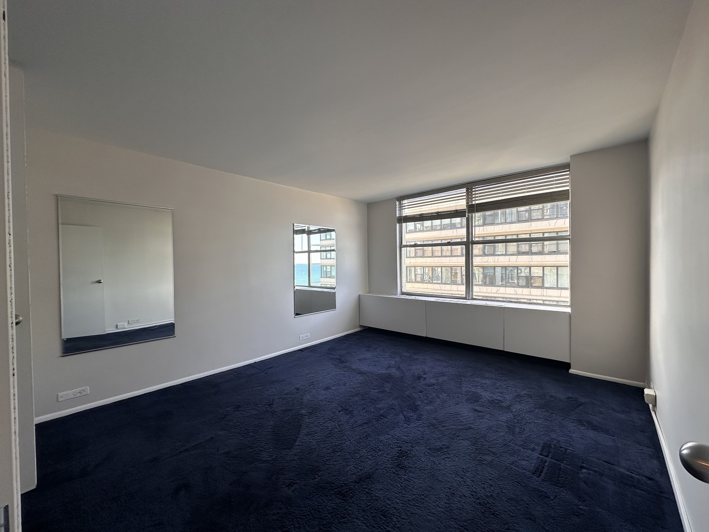 5757 North Sheridan Road, Unit 17C Chicago, IL 60660 - Photo 14 of 21