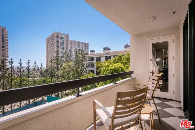 $1,450,000 | 2122 Century Park Lane, Unit 314, Los Angeles, CA 90067