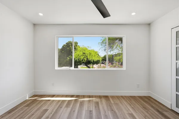 $2,100 | 122 South Hardy Drive, Unit 43, Tempe, AZ 85281