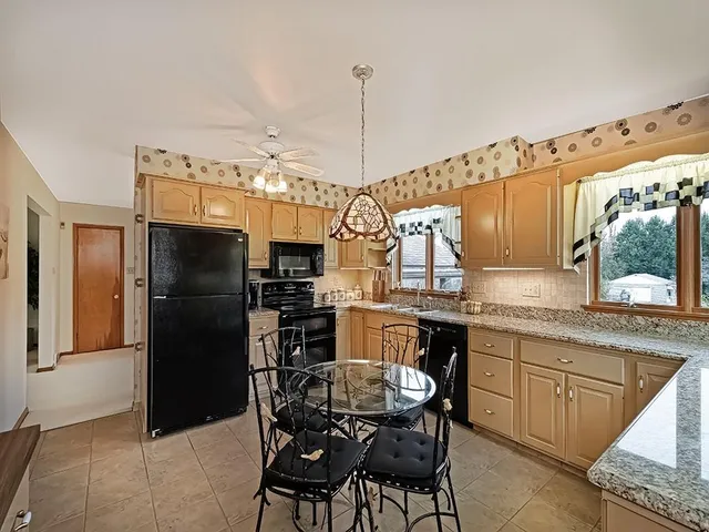 $395,000 | 625 Rose Street, Apollo, PA 15613