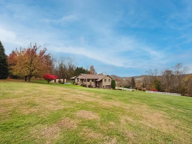 $395,000 | 625 Rose Street, Apollo, PA 15613