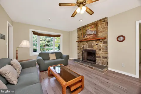 $895,000 | 153 East Doe Run Road, Kennett Square, PA 19348