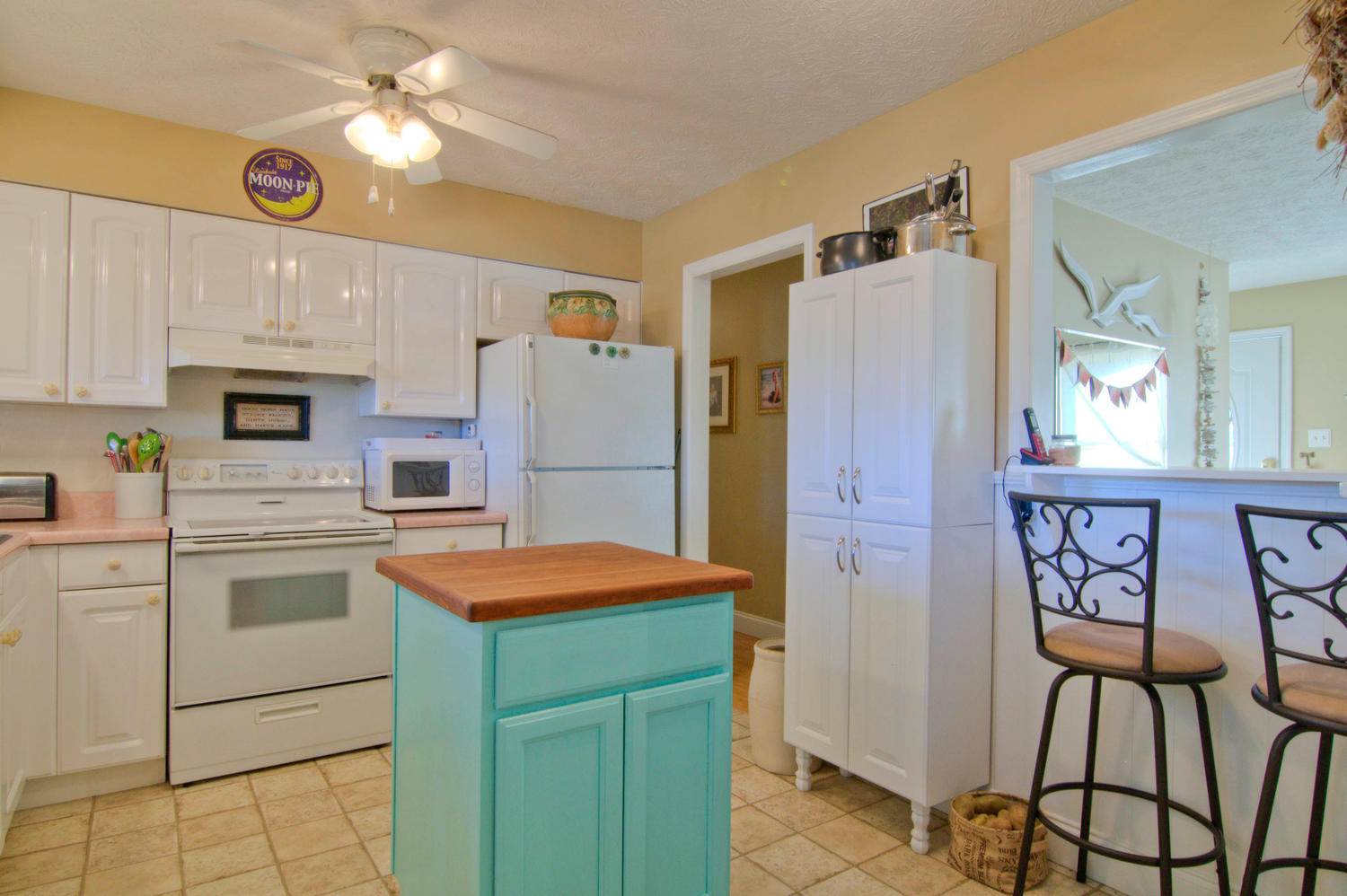 501 Cooper Road Strawberry Plains, TN 37871 - Photo 12 of 34 501 Cooper Rd Strawberry-large-012-16-Ki