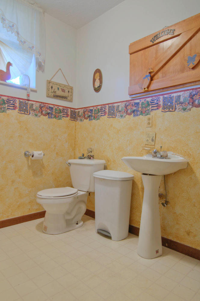 501 Cooper Road Strawberry Plains, TN 37871 - Photo 25 of 34 501 Cooper Rd Strawberry-large-025-33-Ba