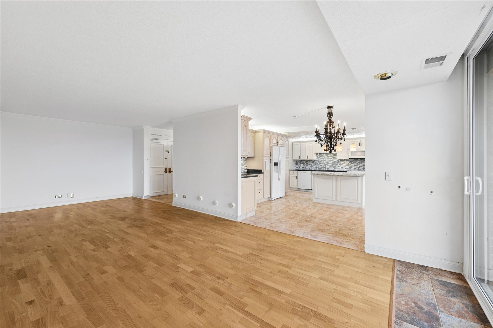 2 South Atrium Way, Unit 603 Elmhurst, IL 60126 - Photo 5 of 16 a view of a kitchen with a sink