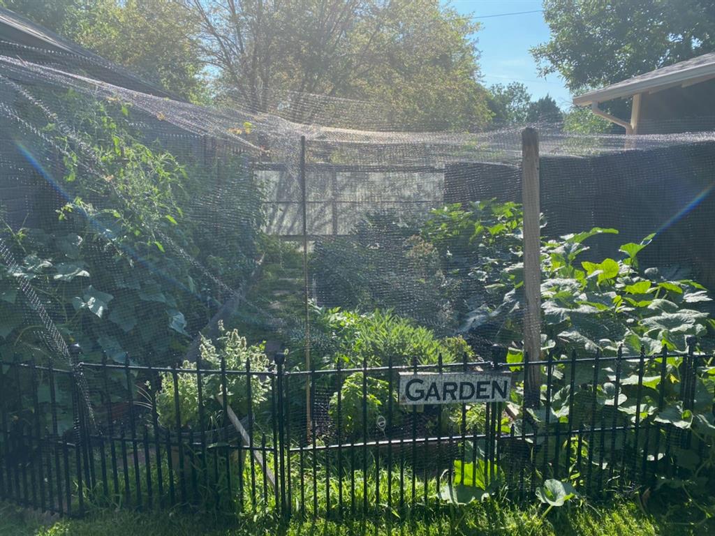 4140 Decatur Street Denver, CO 80211 - Photo 32 of 33 a view of a garden