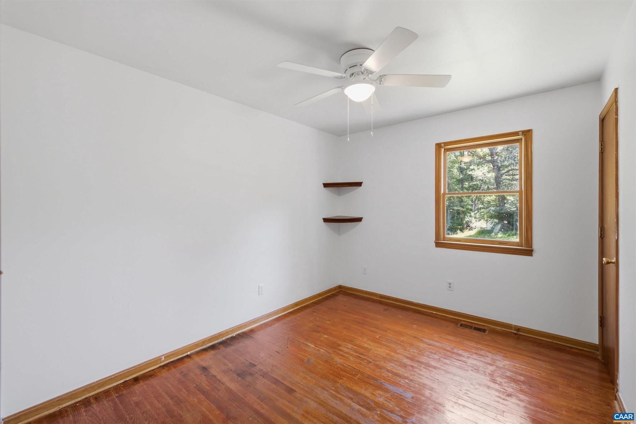 205 Rochelle School Lane Rochelle, VA 22738 - Photo 10 of 27