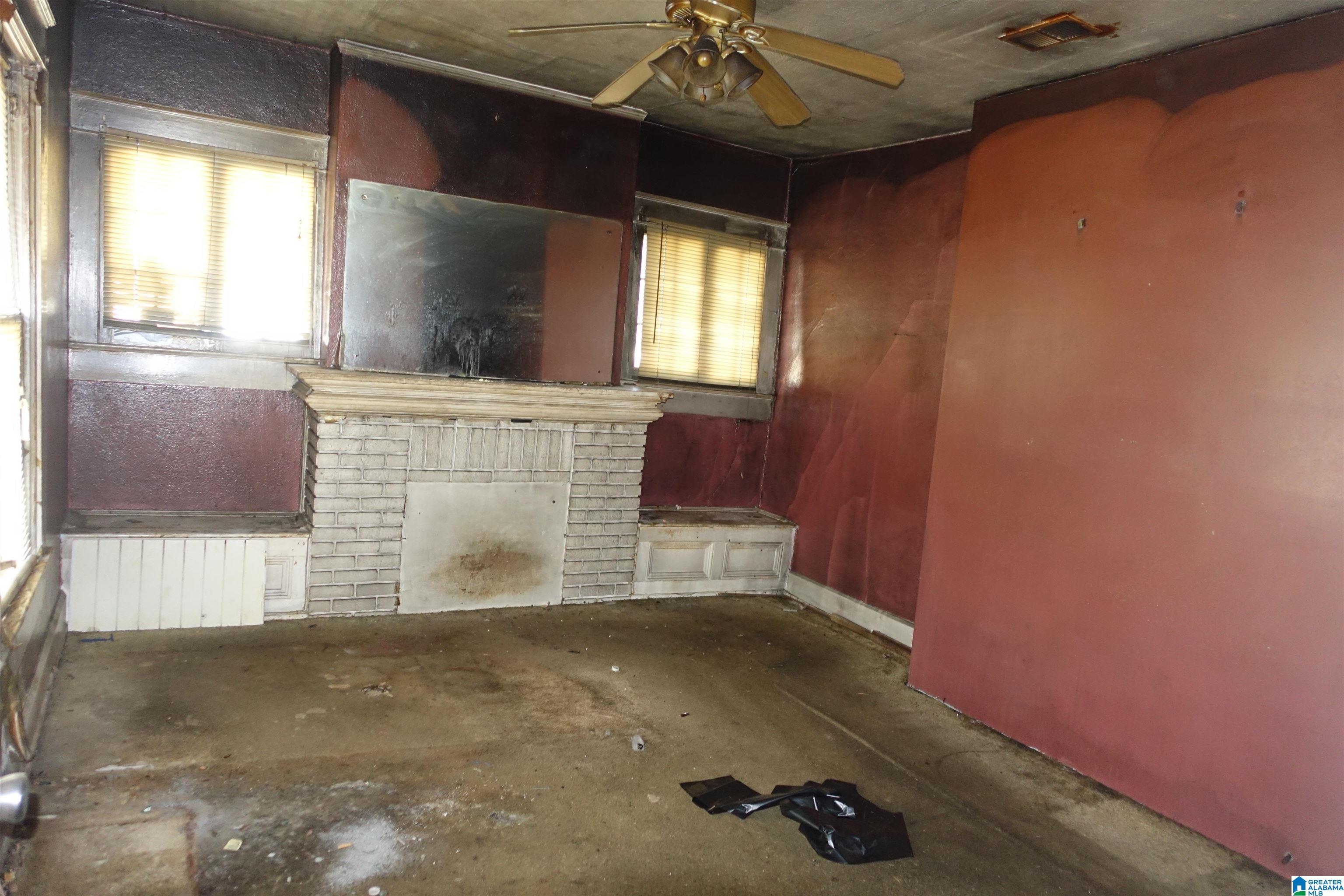 537 17th Street Southwest Birmingham, AL 35211 - Photo 3 of 14