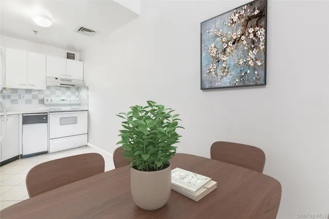 $349,000 | 75 McKinley Avenue, Unit B34, White Plains, NY 10606