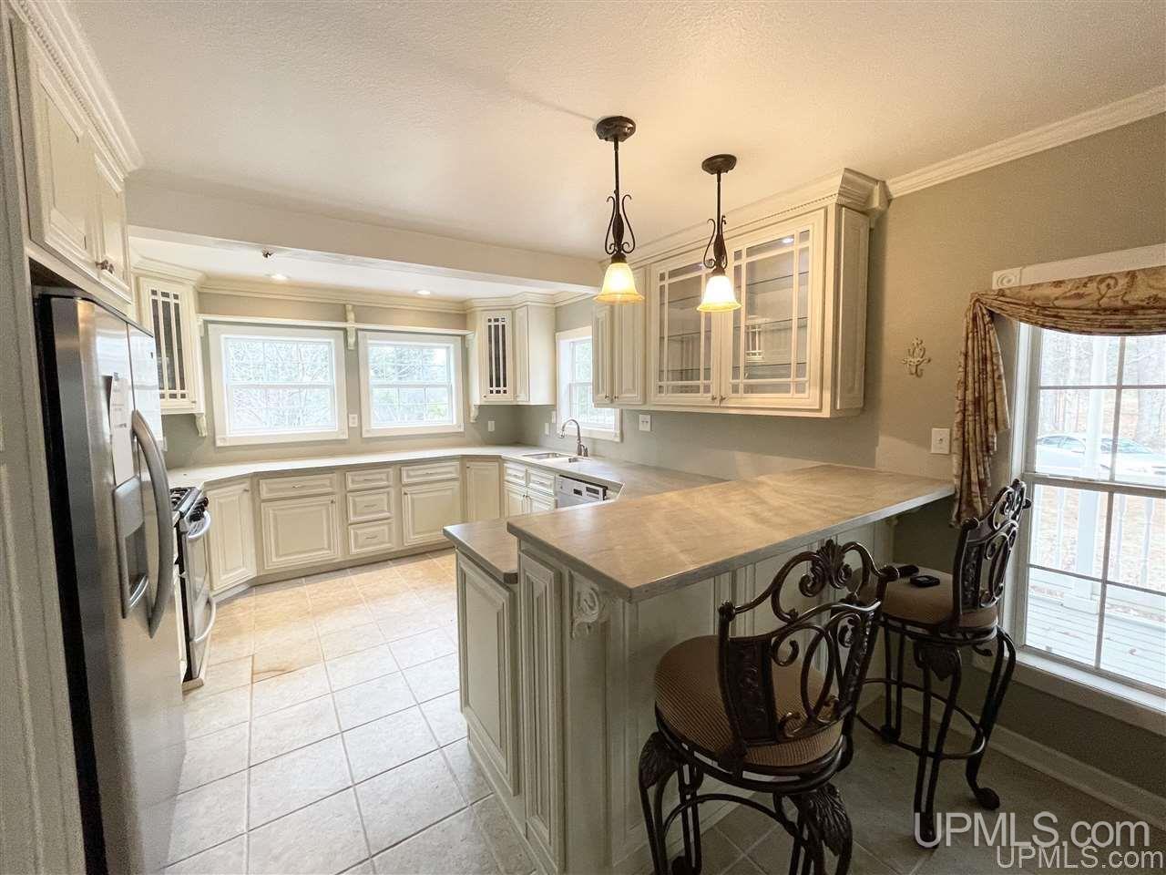 5647 23.5 Road Gladstone, MI 49837 - Photo 30 of 49 Gallery Image 30