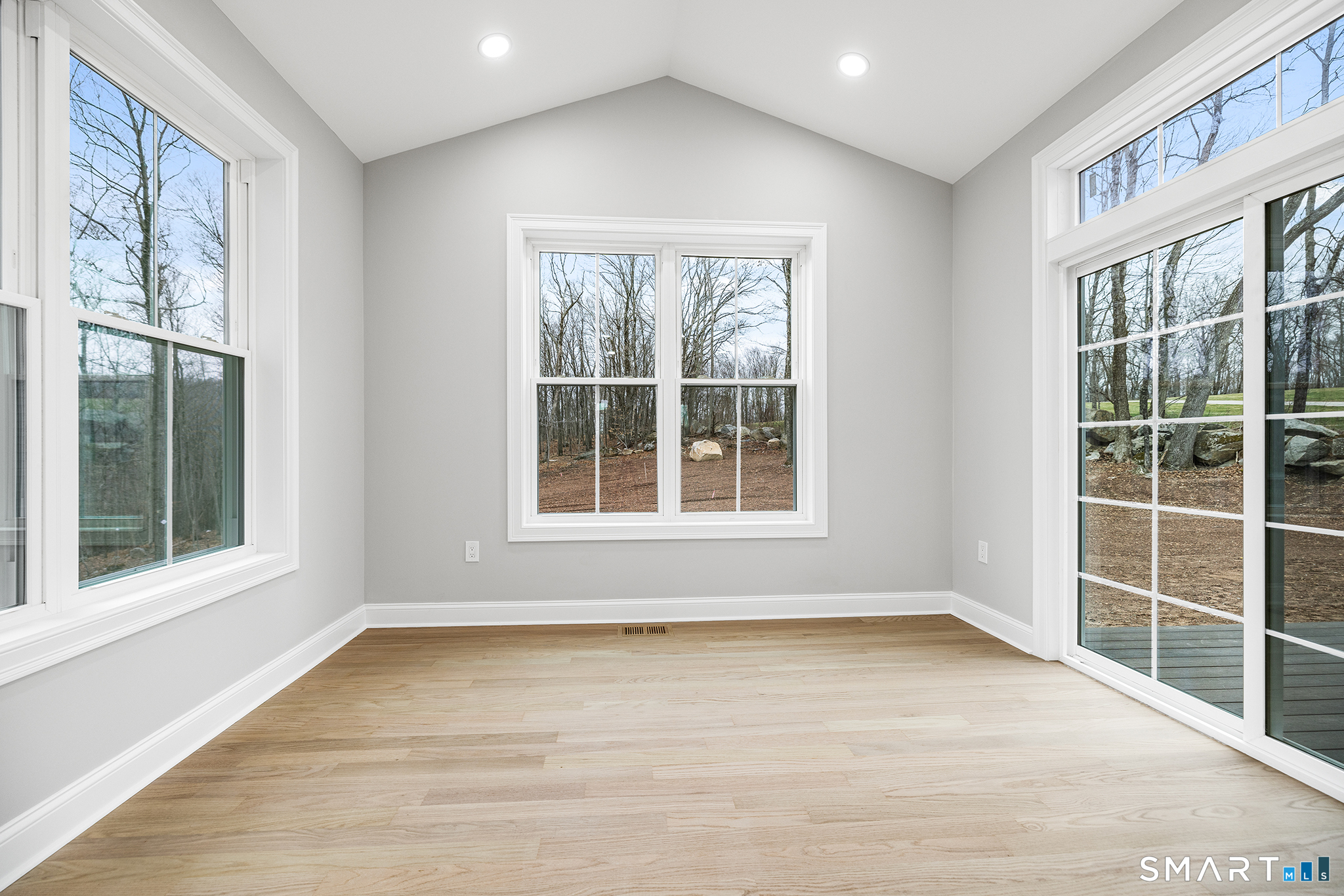 90 Meshomasic Trail Portland, CT 06480 - Photo 15 of 40