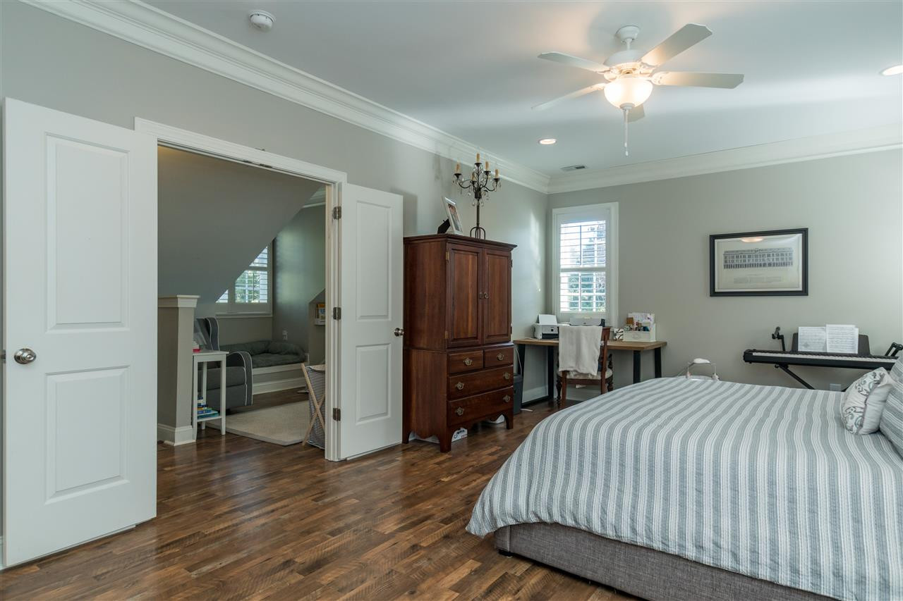 2817 Mayview Road Raleigh, NC 27607 - Photo 19 of 26 Photo 20