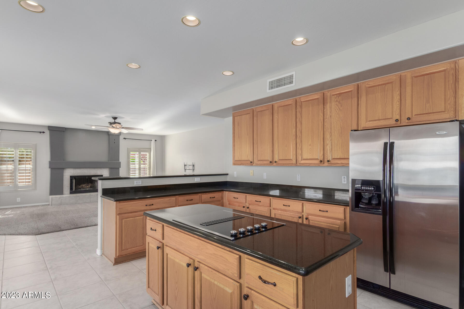 3160 East Desert Willow Road Phoenix, AZ 85048 - Photo 20 of 77 Kitchen to Family Room