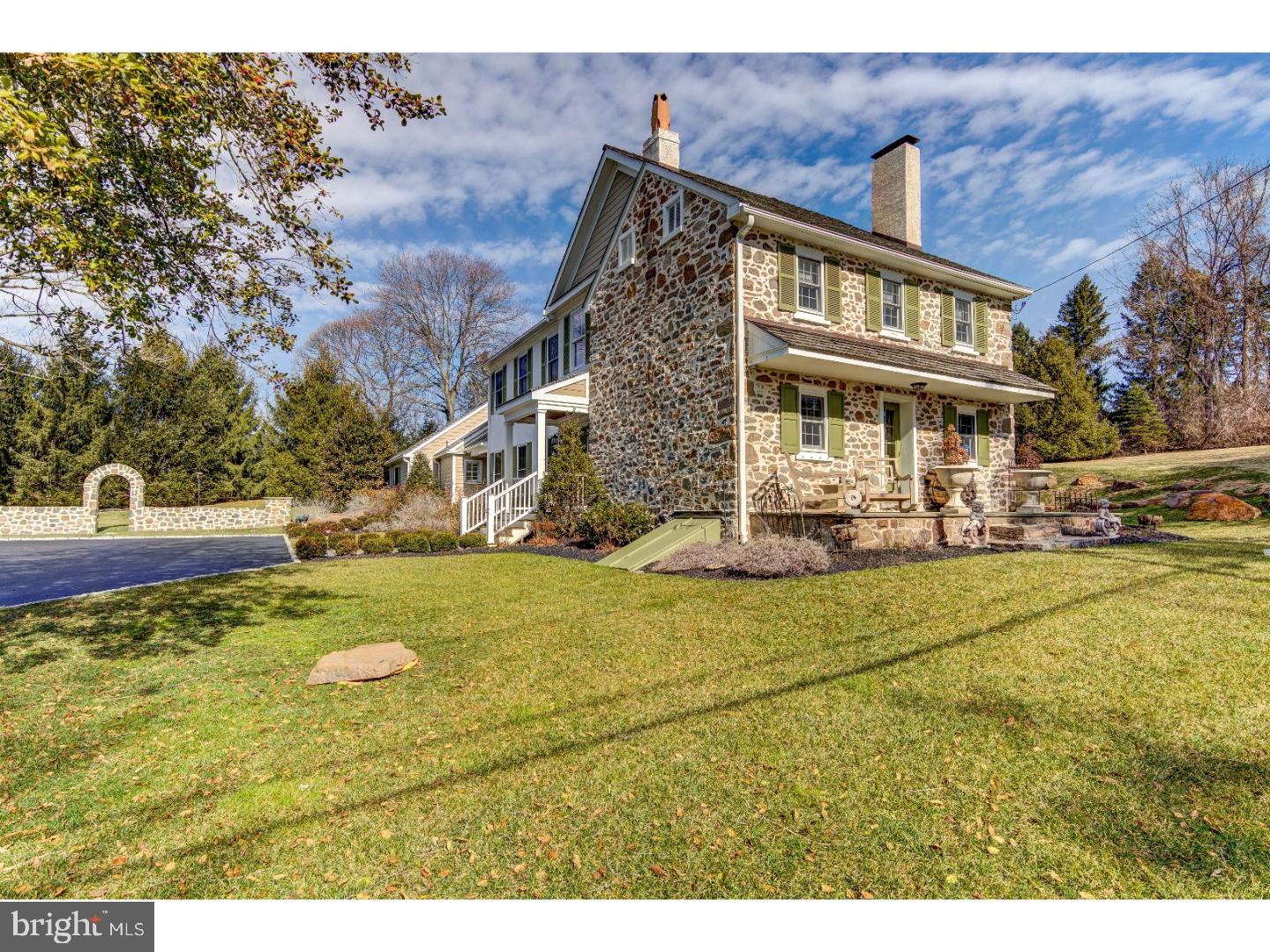 2141 Grubbs Mill Road Berwyn, PA 19312 - Photo 4 of 25 Exterior Side