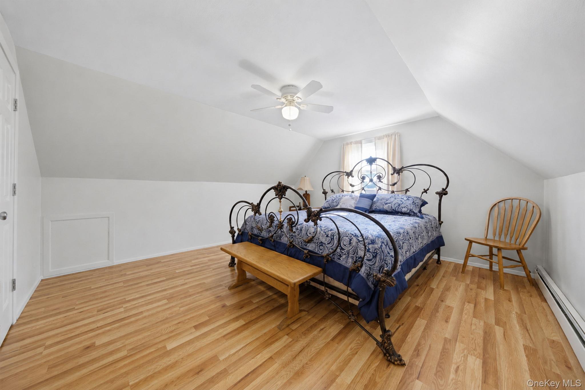 454 Hawkins Road Selden, NY 11784 - Photo 28 of 37