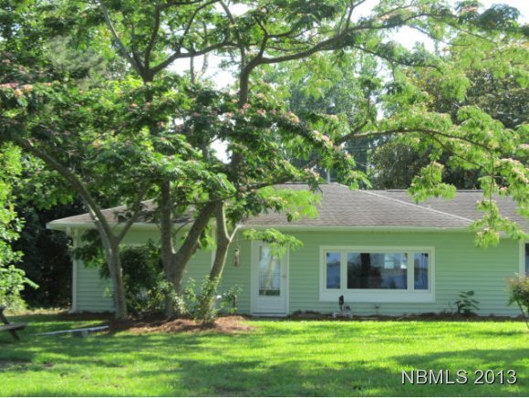 152 Johnson Point Road New Bern, NC 28560 - Photo 1 of 18 Primary Photo