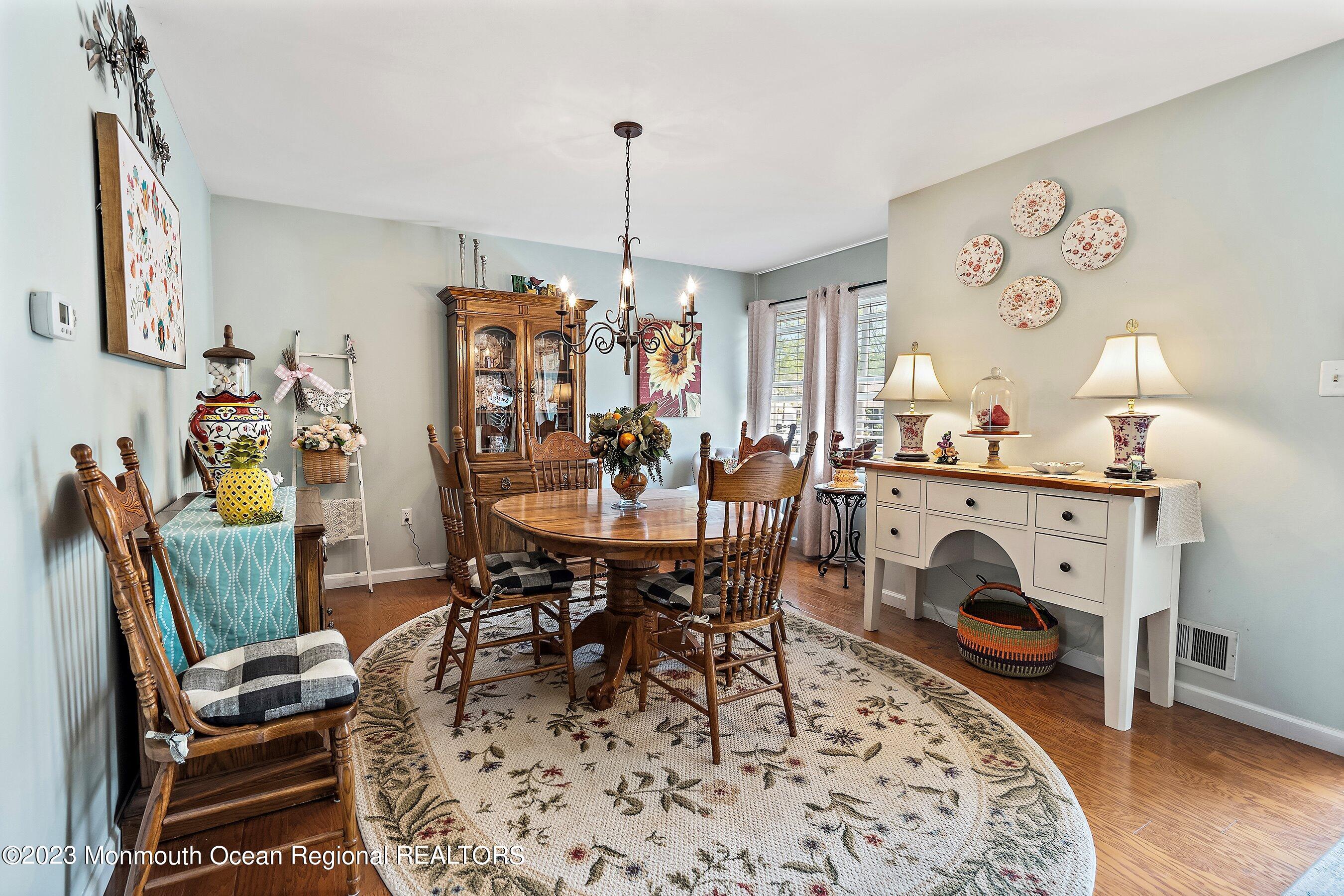 370 Constitution Drive Forked River, NJ 08731 - Photo 9 of 25 a view of a dining room and livingroom