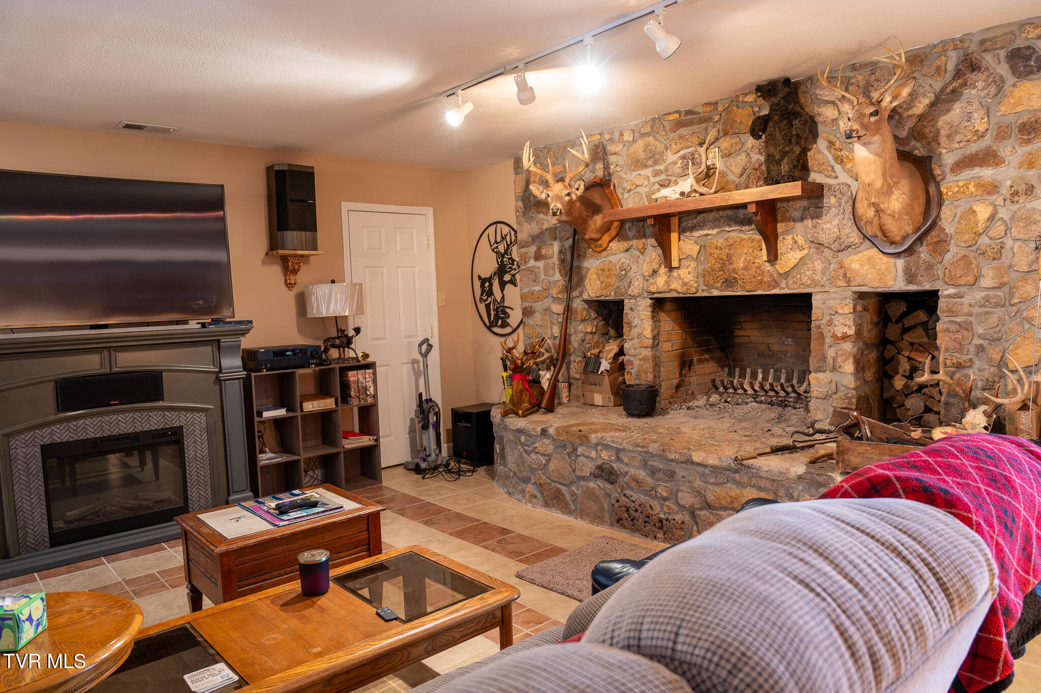 5380 Laurel Fork Road Rocky Gap, VA 24366 - Photo 22 of 53 DSC_3366-HDR - Copy - Copy - Copy - Copy