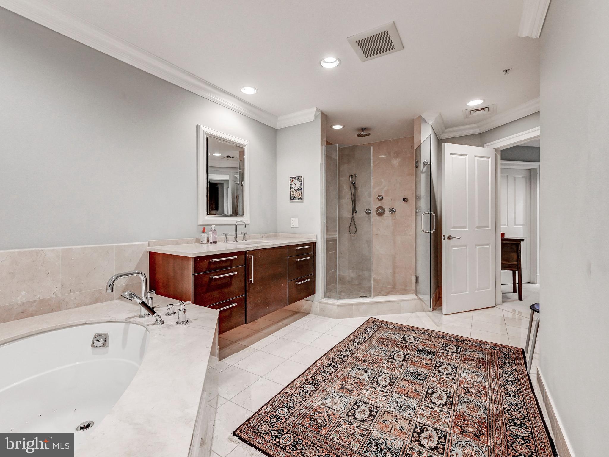 801 Key Highway, Unit 313 Baltimore, MD 21230 - Photo 24 of 47