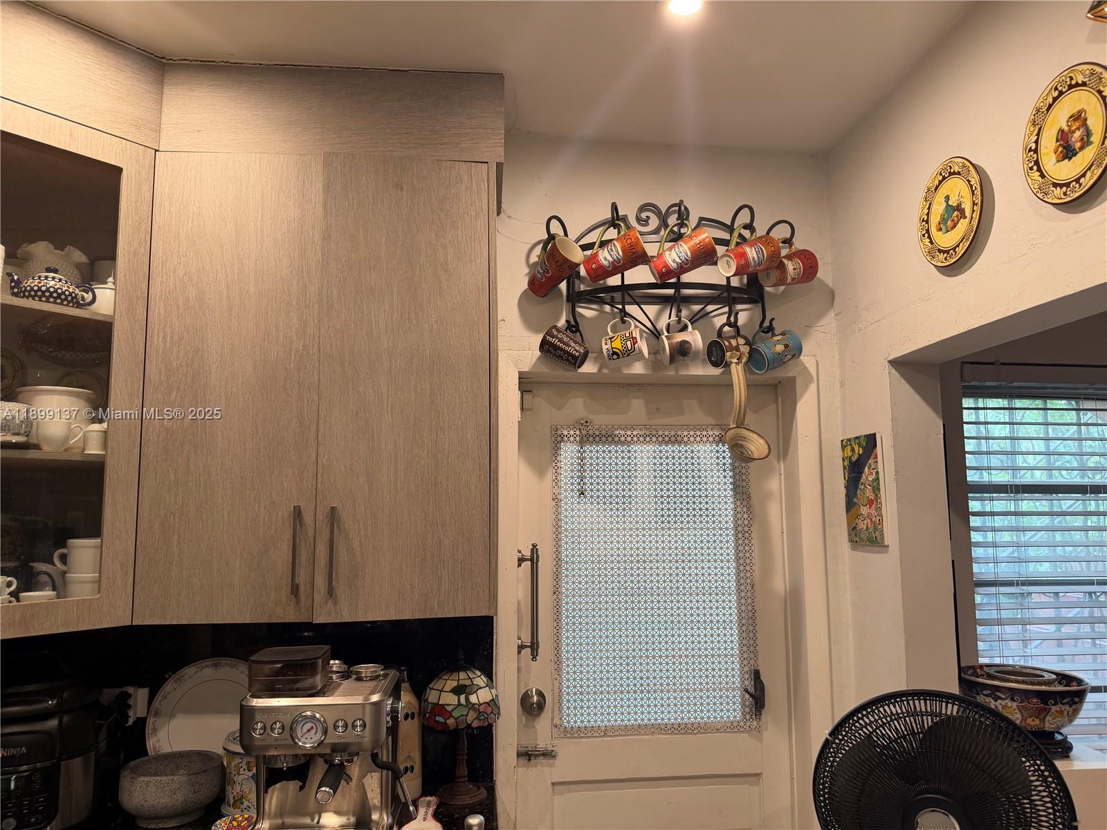 901 Southwest 19th Avenue Miami, FL 33135 - Photo 35 of 60