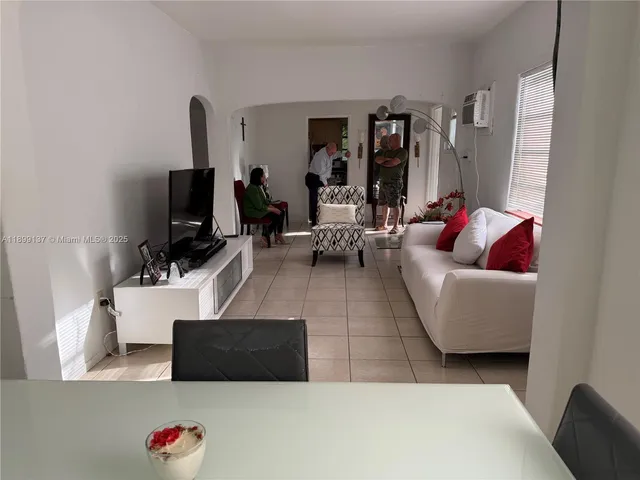 $1,100,000 | 901 Southwest 19th Avenue, Miami, FL 33135