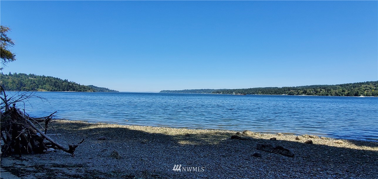 8889 Southeast Command Point Olalla, WA 98359 - Photo 25 of 25 Gallery Image 25