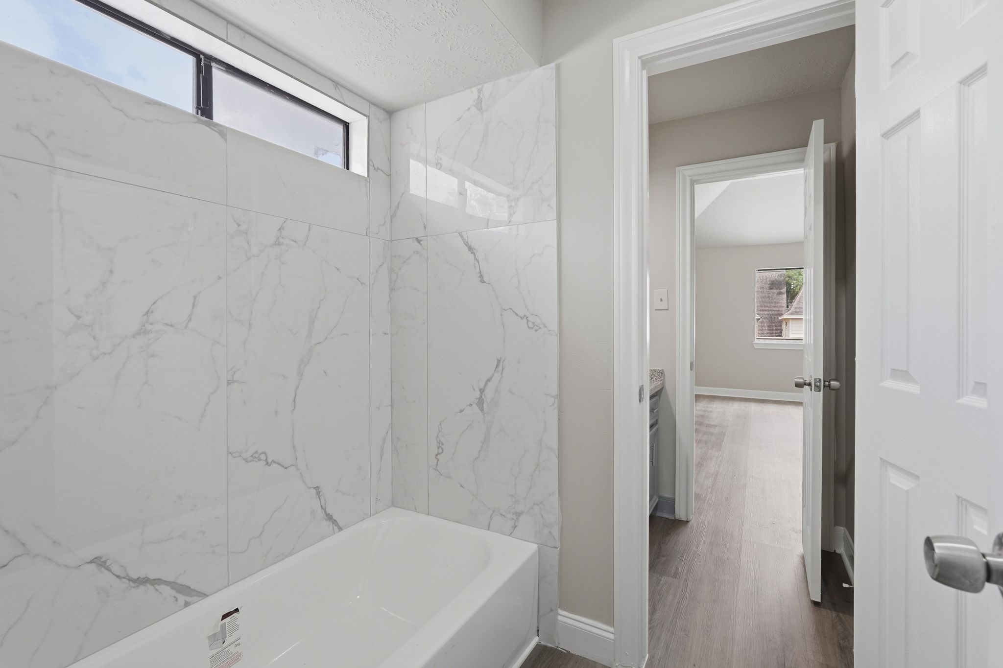 7611 Naremore Drive Spring, TX 77379 - Photo 29 of 48 Bathroom 2