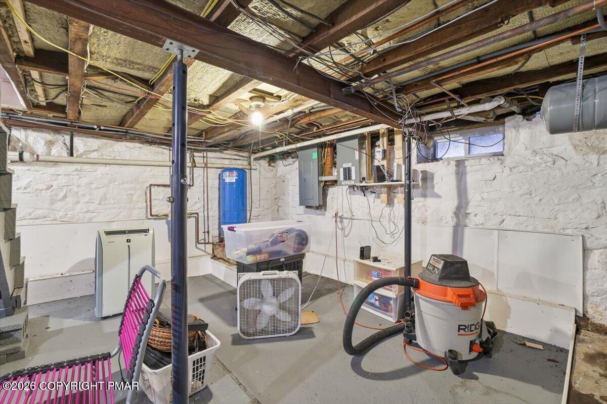 2487 Mountain Road Stroudsburg, PA 18360 - Photo 40 of 61 58-Photo-57