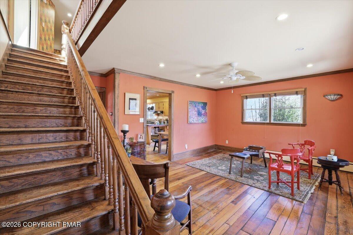 2487 Mountain Road Stroudsburg, PA 18360 - Photo 8 of 61 26-Photo-25