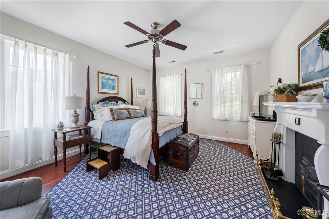 4060 Foxrun Road Powhatan, VA 23139 - Photo 21 of 50 a bedroom with furniture