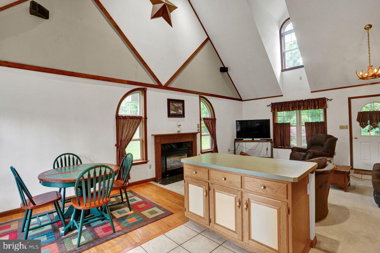 44 Fox S Road Mertztown, PA 19539 - Photo 12 of 30 Gallery Image 12