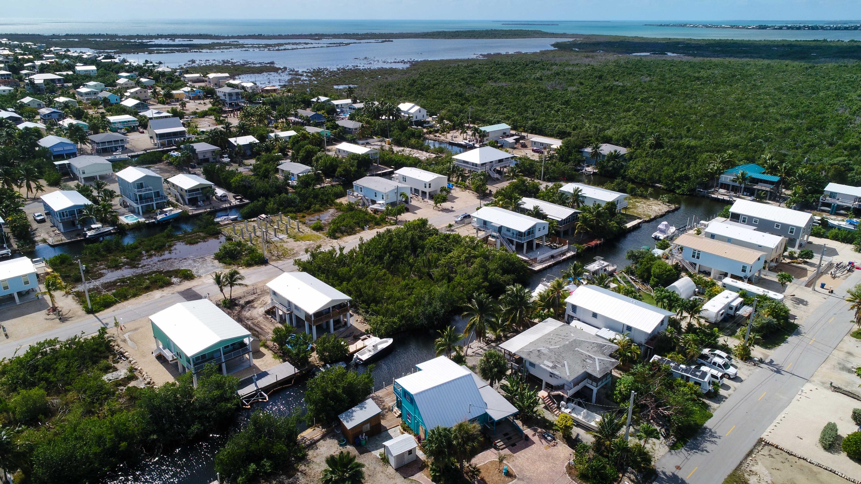 27362 Antigua Road Summerland Key, FL 33042 - Photo 33 of 39 27362 Antigua-36