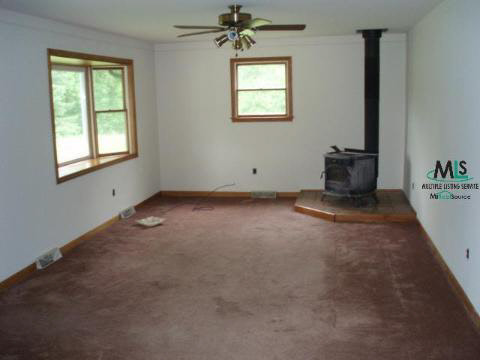 6985 Mayer Road Marine City, MI 48039 - Photo 6 of 12 399001-5.JPG