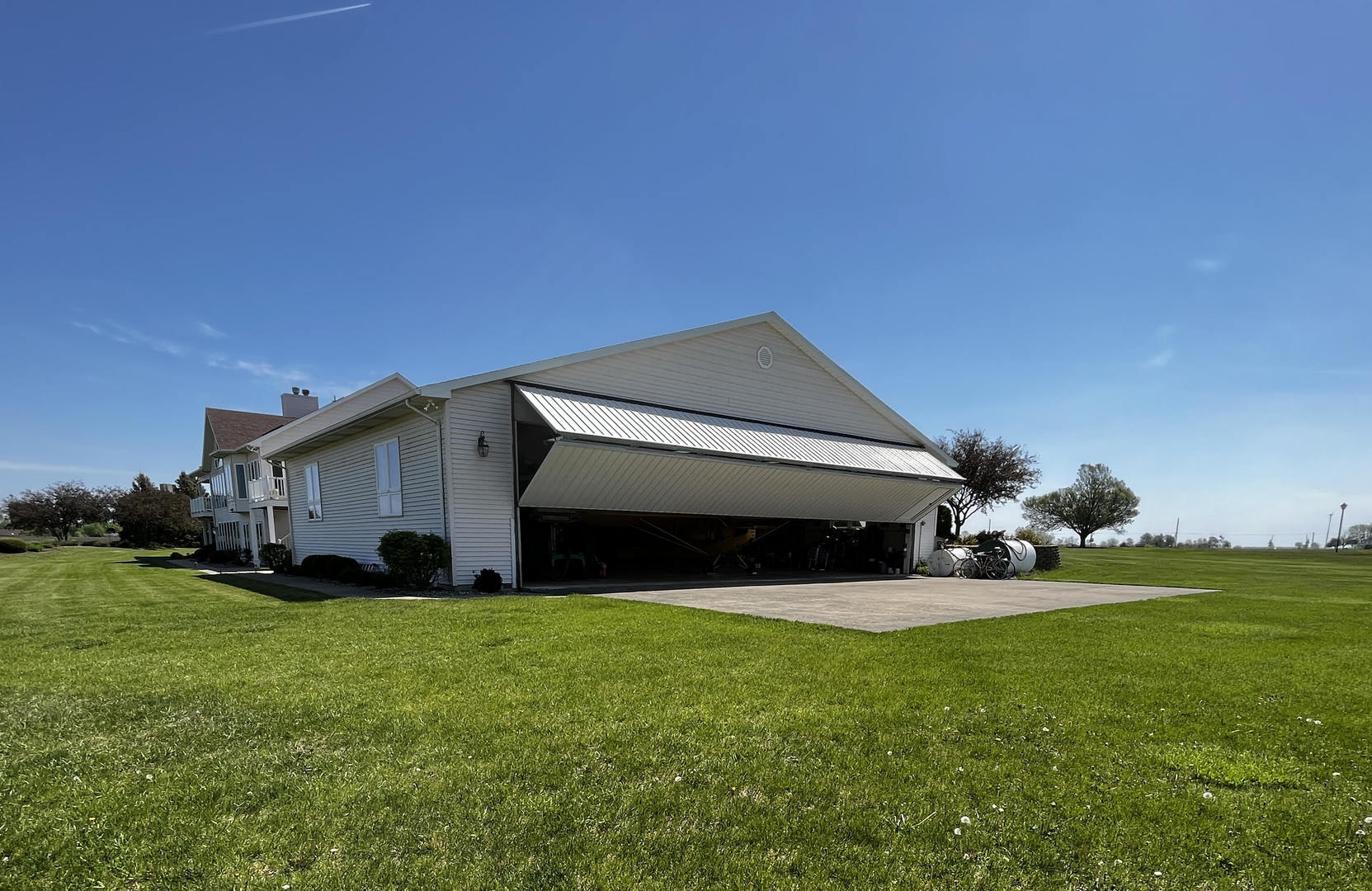 3 Carlock Drive Danforth, IL 60930 - Photo 4 of 40