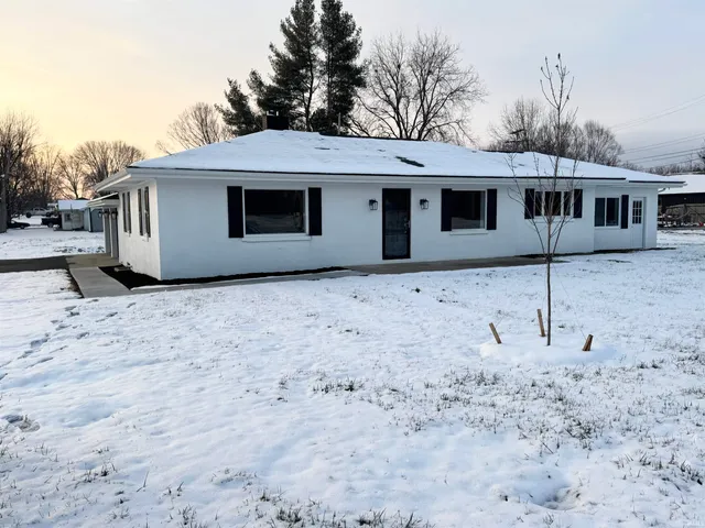 $279,000 | 775 South Maple Street, Orleans, IN 47452