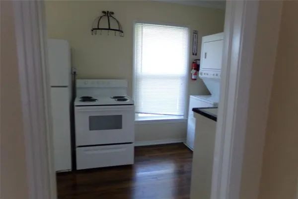 $1,125 | 2007 Tremont Avenue, Unit C, Fort Worth, TX 76107