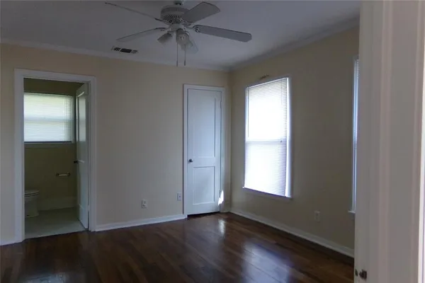 $1,125 | 2007 Tremont Avenue, Unit C, Fort Worth, TX 76107
